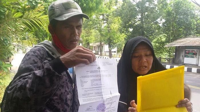 Pemudik jalan kaki
