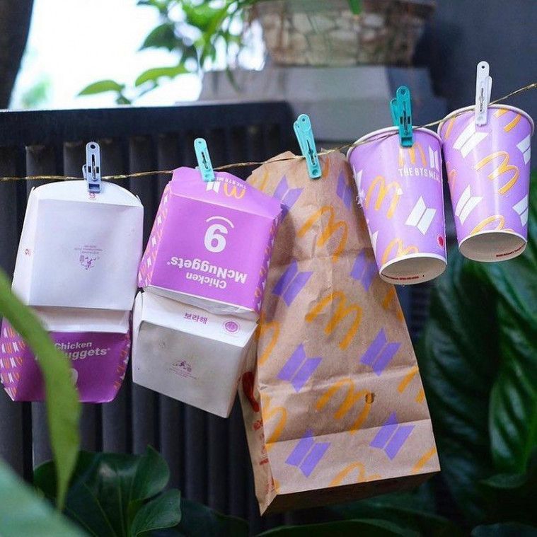 Kemasan BTS Meal dijemur