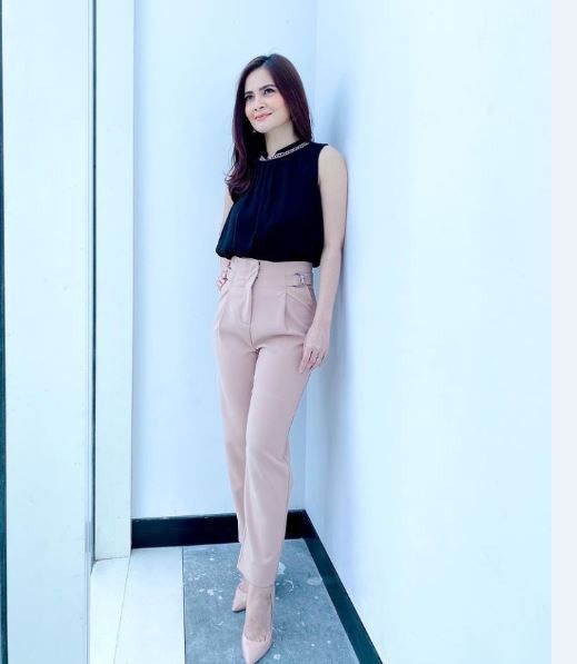 Feni Rose dan Cut Tari