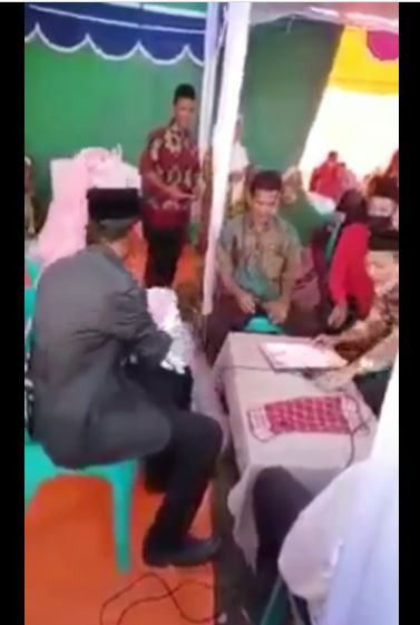 Ilustrasi pengantin wanita bersedih
