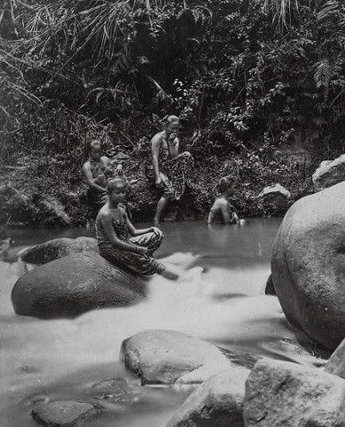 Foto lawas wanita Indonesia tahun 1970-an