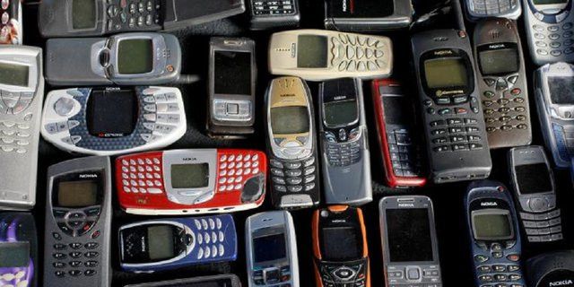 HP jadul pulsanya ratusan juta