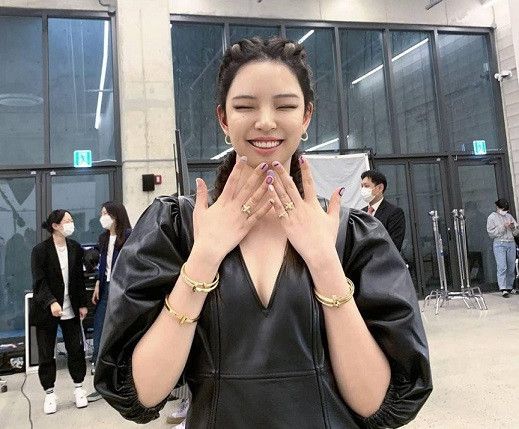Rozy selebgram asal Korea Selatan